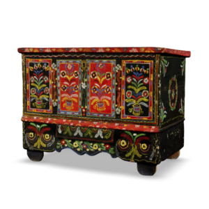 Dowry chest